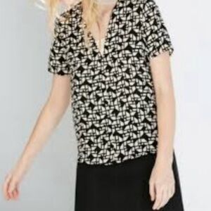Beautiful Zara black & cream geometric top